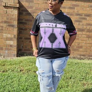 Chris Brown Tour 2025 Breezybowl Black and Purple Graphic Jersey Top